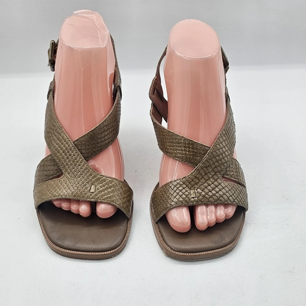 Donald Pliner Vlora Snake-Embossed Leather Slingback Sandals Women’s 8 Saddle